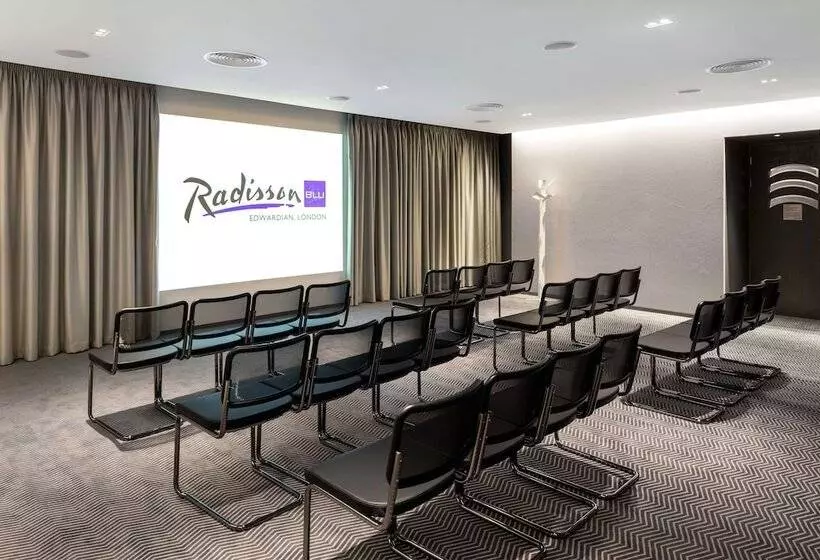 Radisson Blu Hotel, London Mercer Street