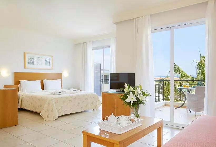 בית מלון כפרי Renaissance Hanioti Resort