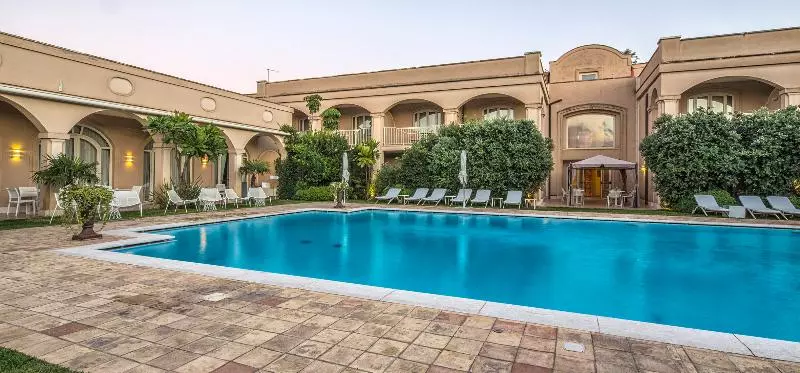 هتل Romano Palace Luxury