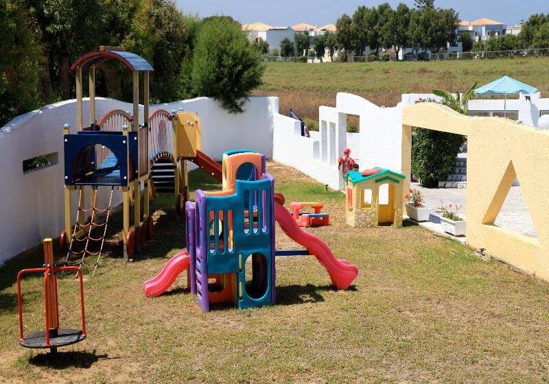 בית מלון כפרי Smy Kos Beach & Splash