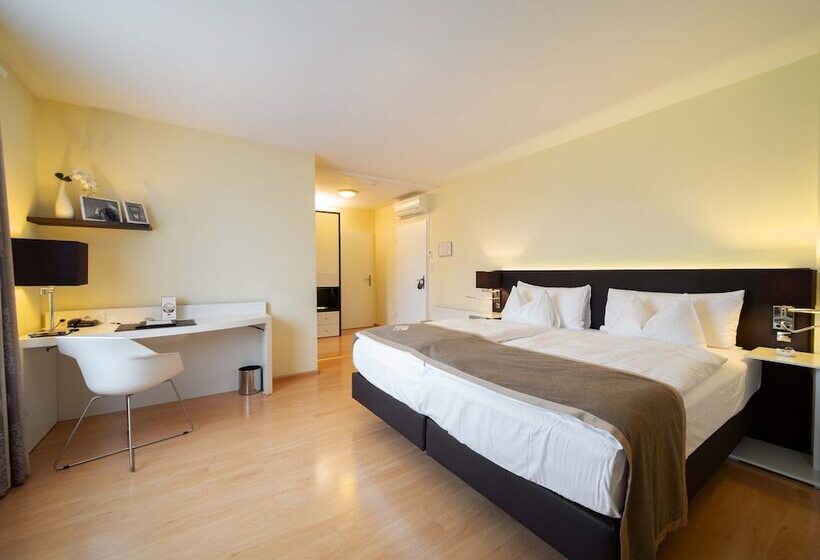 هتل Spalentor Ihr Sympathisches Stadt