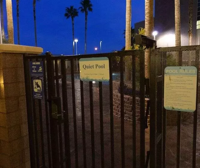 酒店 Grandview At Las Vegas