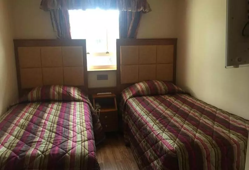 فندق White House