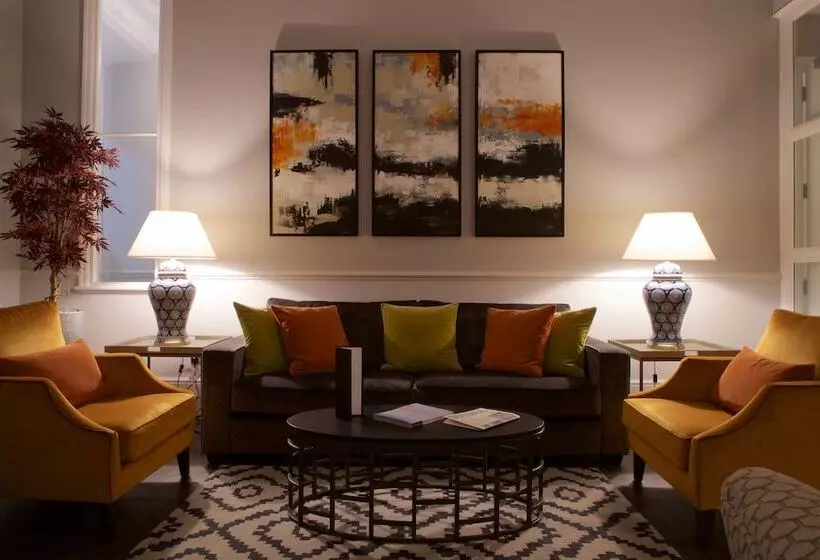 فندق 54 Queen S Gate