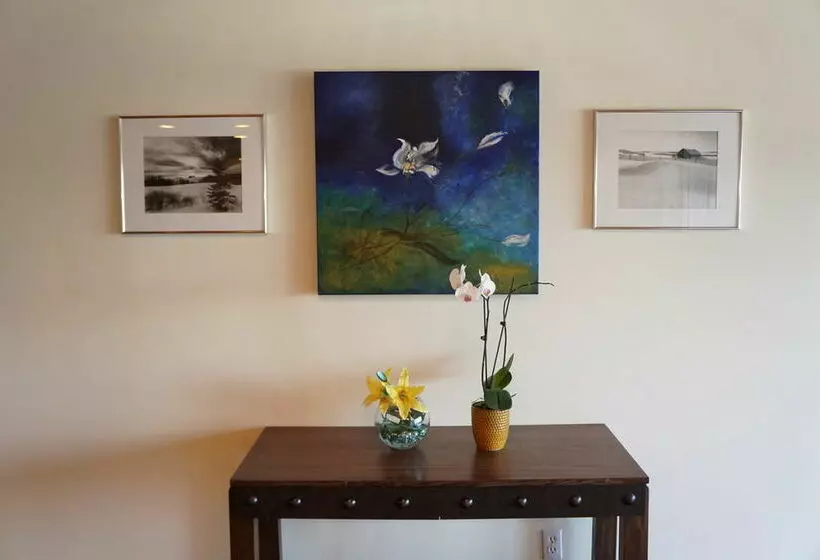 ホテル Thriftlodge Cape Breton