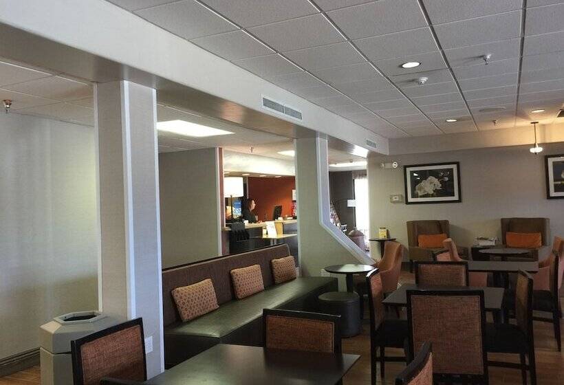 فندق Hampton Inn Taos