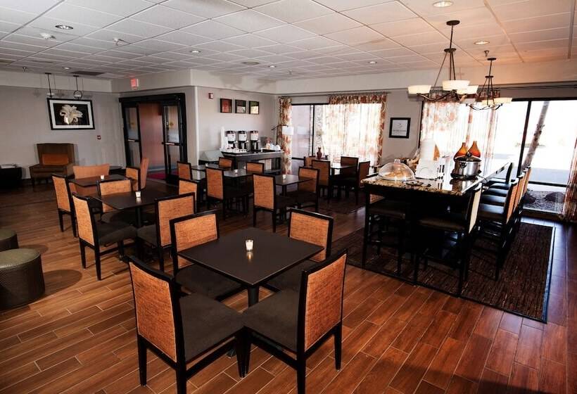 فندق Hampton Inn Taos