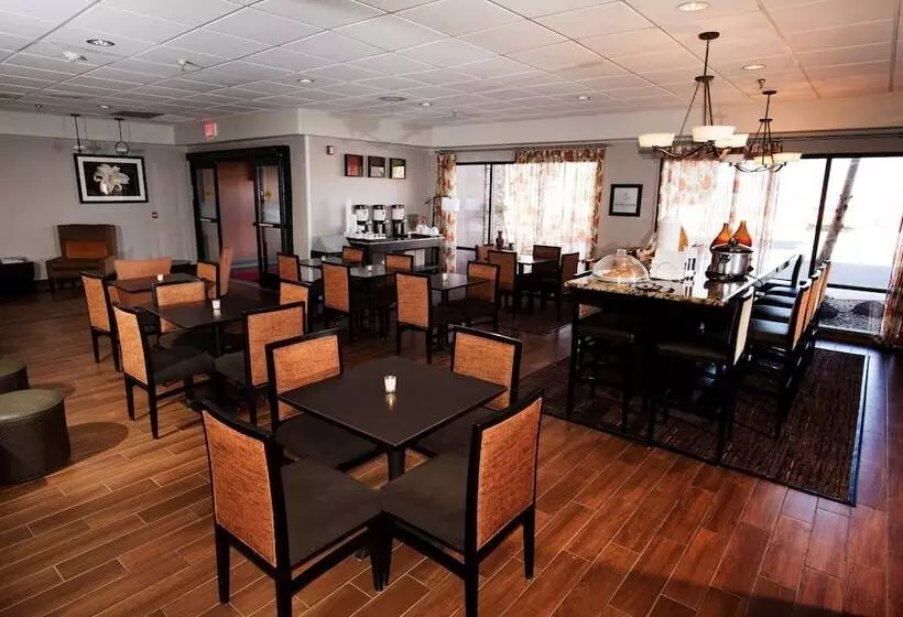 ホテル Hampton Inn Taos