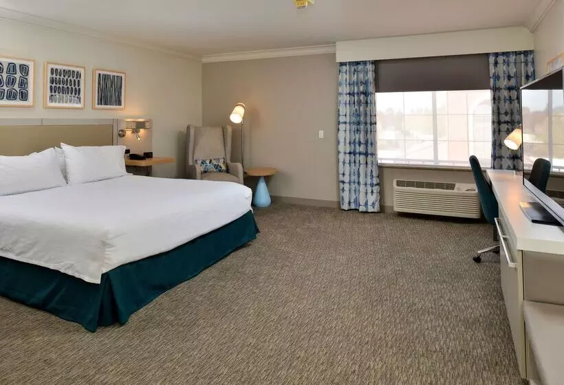 Отель Hilton Garden Inn Napa