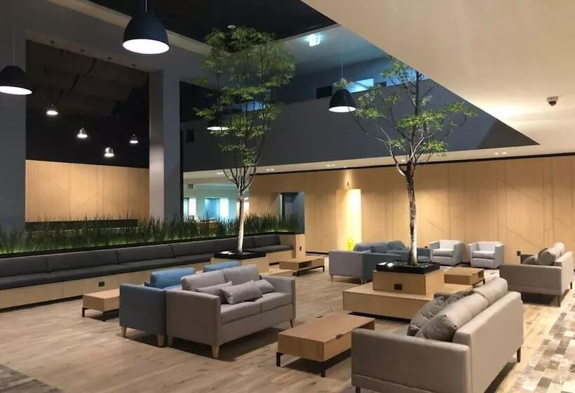 Отель Holiday Inn Morelia, An Ihg