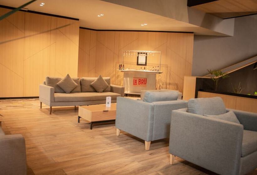 هتل Holiday Inn Morelia, An Ihg