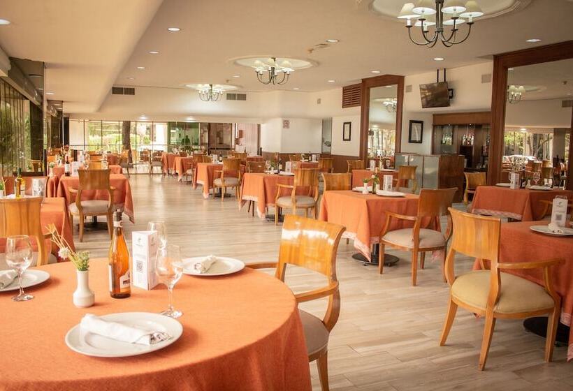 هتل Holiday Inn Morelia, An Ihg