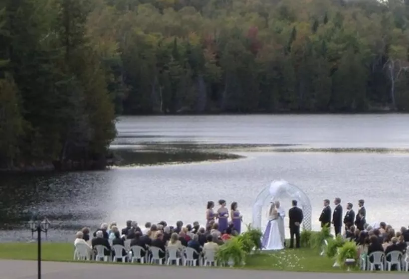 酒店 Lac Carling Golf & Spa