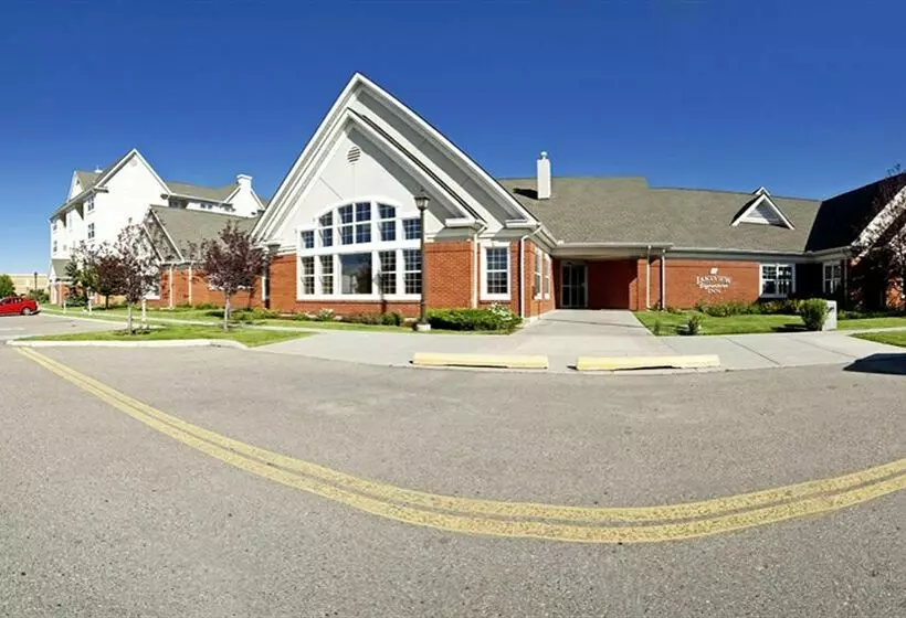 酒店 Lakeview Signature Inn Calgary Airport