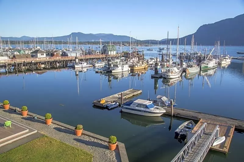 호텔 Oceanfront Suites At Cowichan Bay