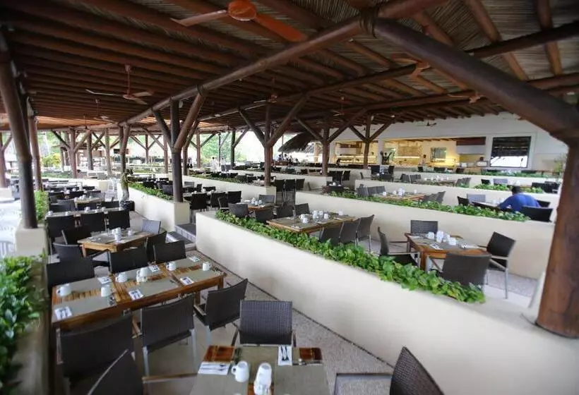 فندق Pacifica Resort Ixtapa