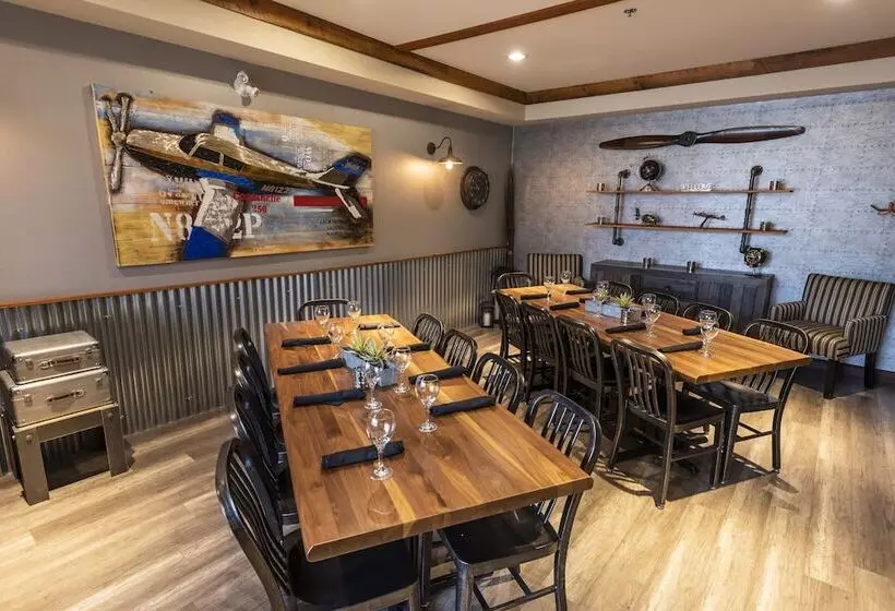 فندق Pemberton Valley Lodge