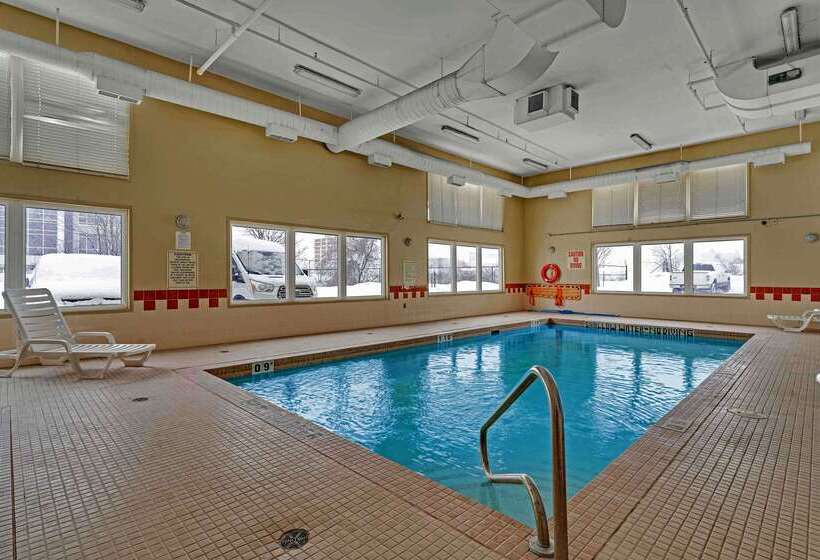 Szálloda Quality Inn & Suites