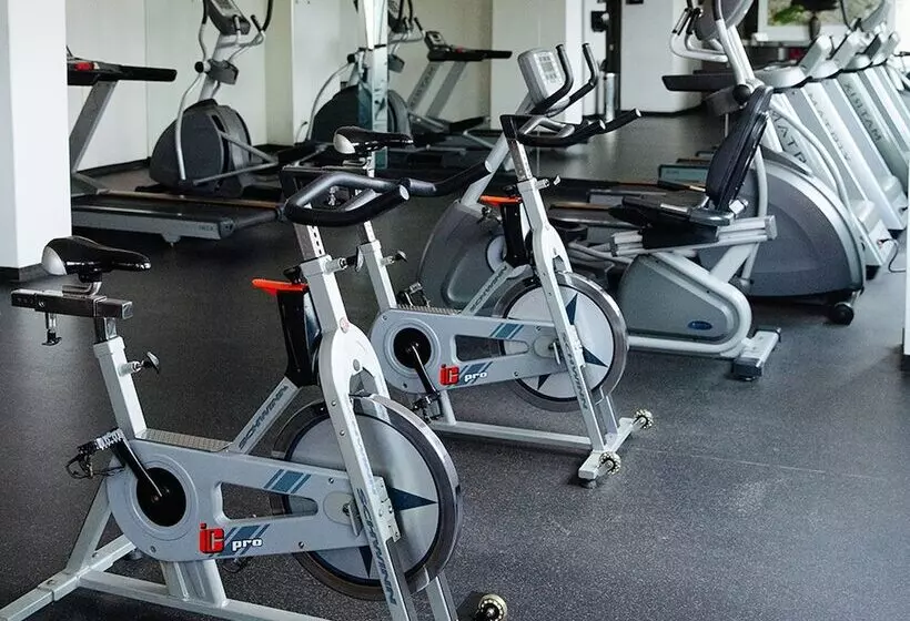 هتل Riazor Aeropuerto