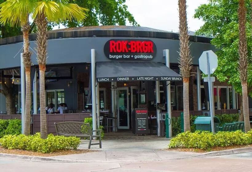 فندق Rodeway Inn South Miami Coral Gables