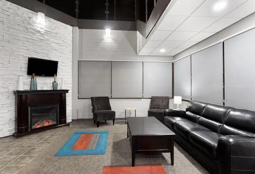 ホテル Travelodge by Wyndham Grande Prairie