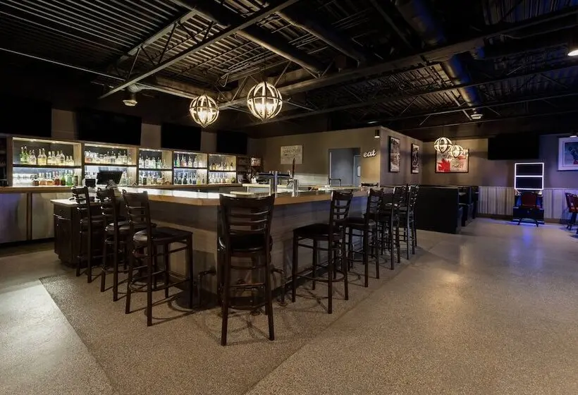 ホテル Travelodge by Wyndham Grande Prairie