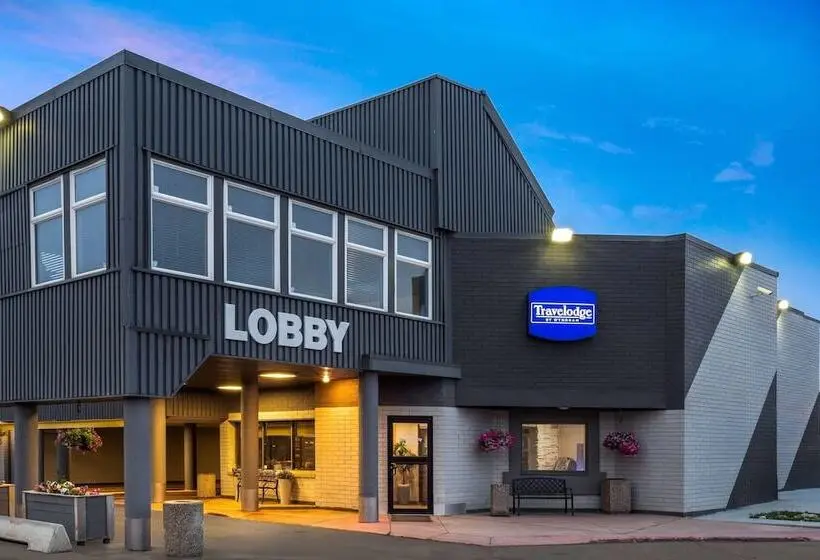 ホテル Travelodge by Wyndham Grande Prairie