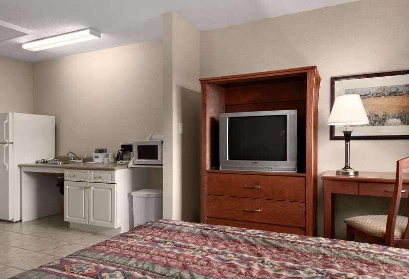 Hotel Travelodge By Wyndham Langley