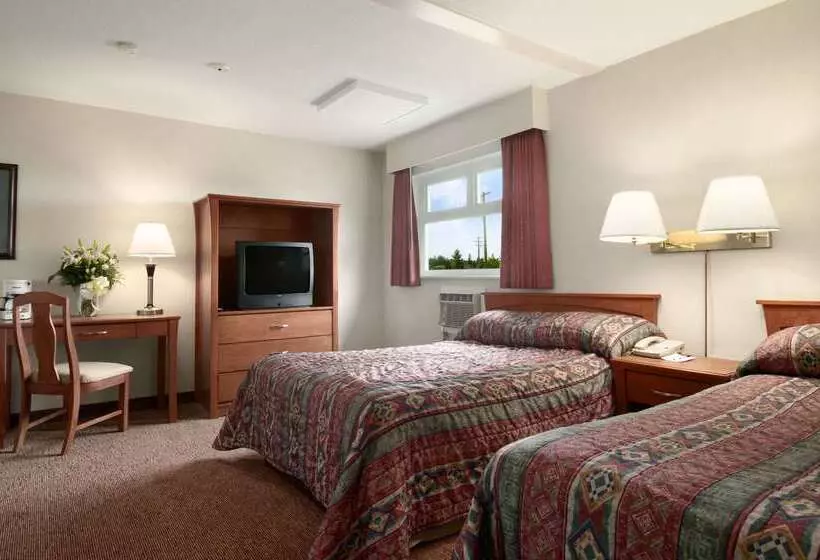 Hotel Travelodge By Wyndham Langley