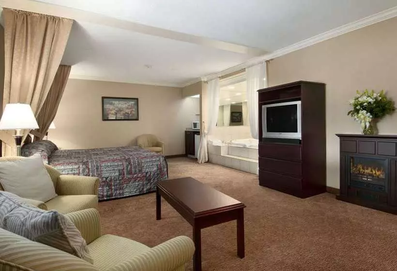 Hotel Travelodge By Wyndham Langley