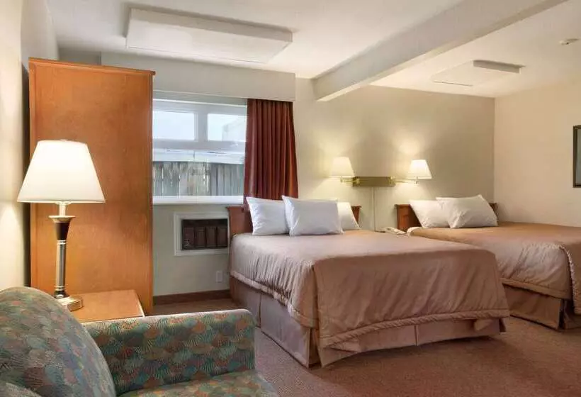 Hotel Travelodge By Wyndham Langley