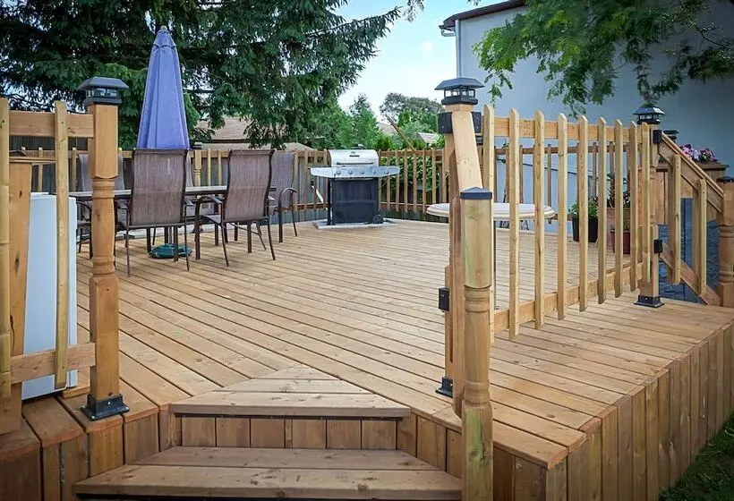 فندق Villager Lodge Niagara Falls