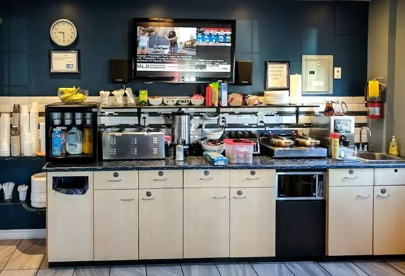 فندق Villager Lodge Niagara Falls