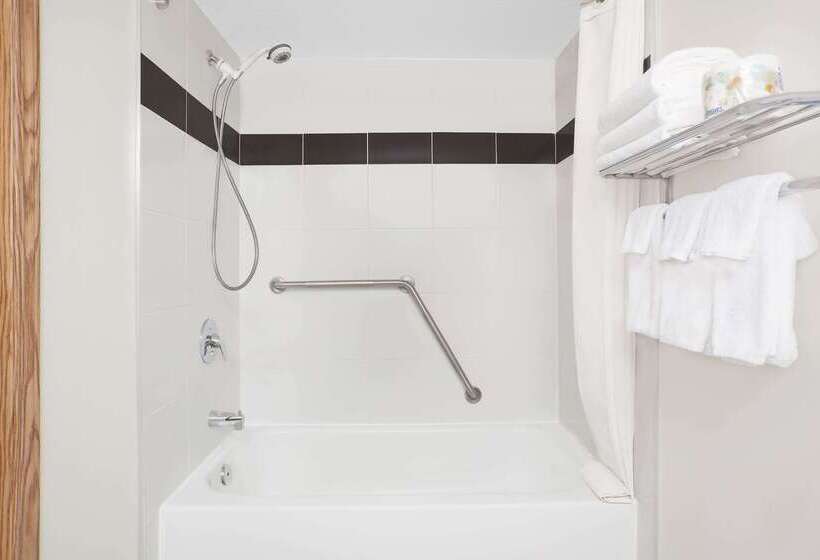 Motel Super 8 By Wyndham Athabasca Ab