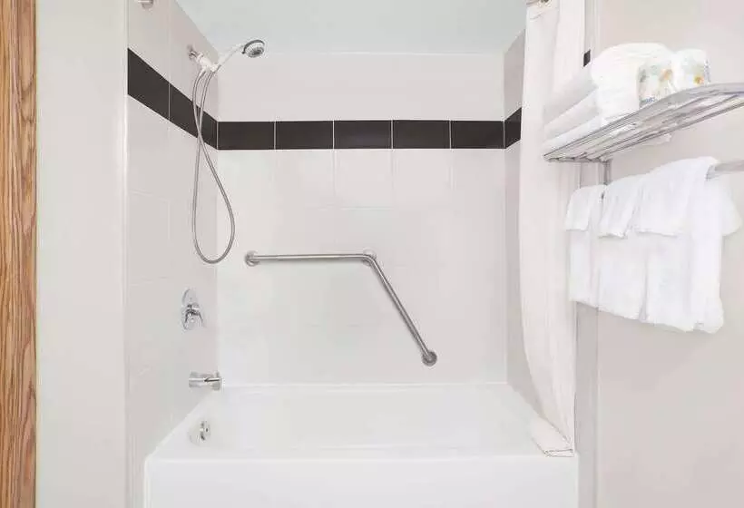 모텔 Super 8 By Wyndham Athabasca Ab