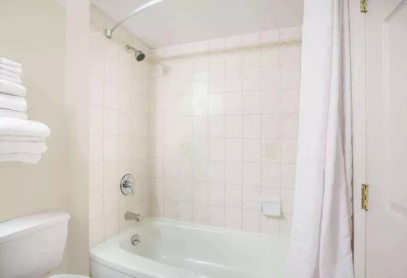 Мотель Super 8 By Wyndham Castlegar Bc