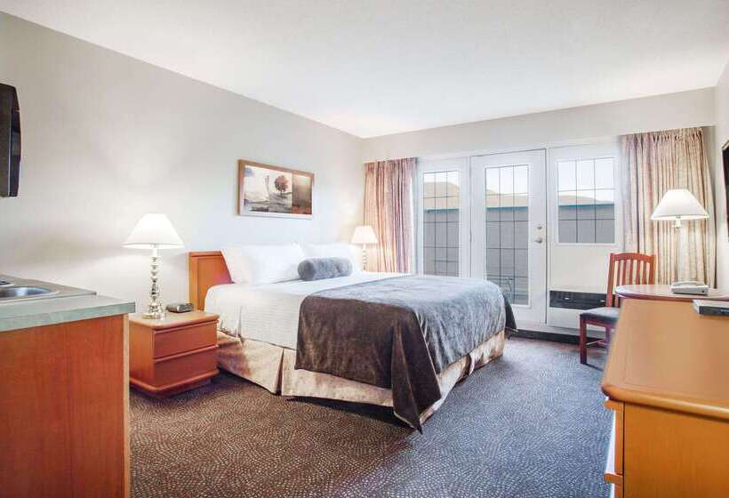 모텔 Super 8 By Wyndham Castlegar Bc