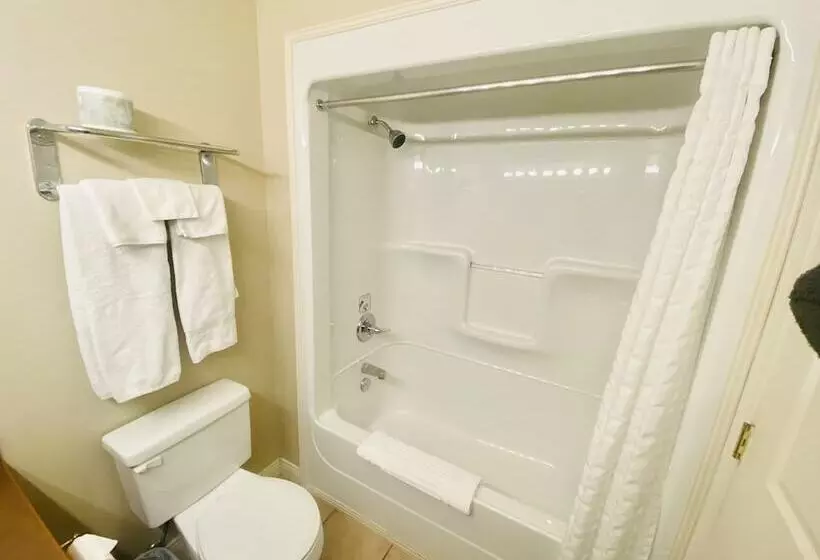 Мотель Super 8 By Wyndham Castlegar Bc