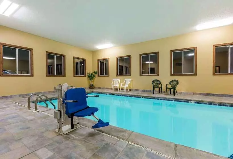 汽车旅馆 Super 8 By Wyndham Grinnell Ia