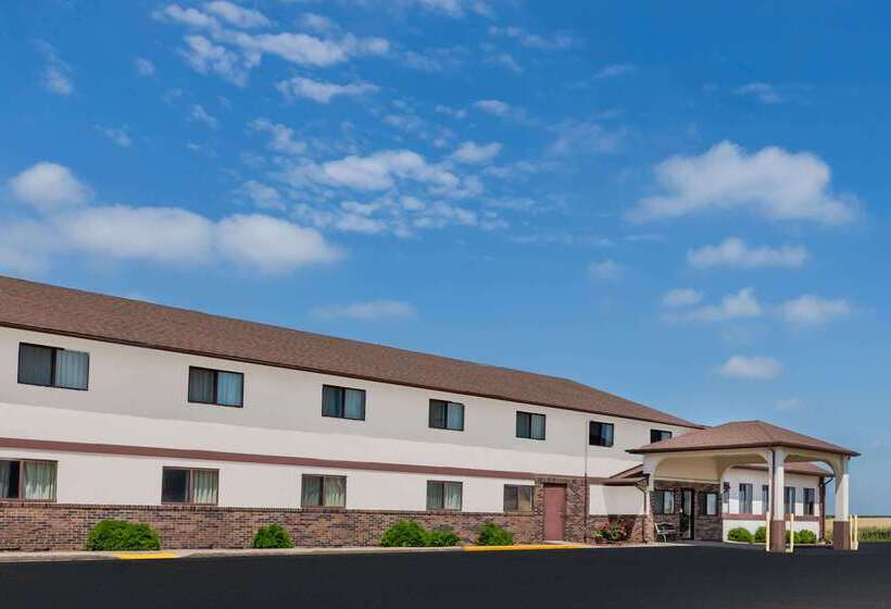 Motel Super 8 By Wyndham Grinnell Ia