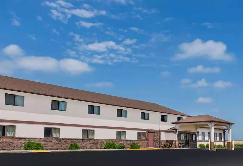 汽车旅馆 Super 8 By Wyndham Grinnell Ia