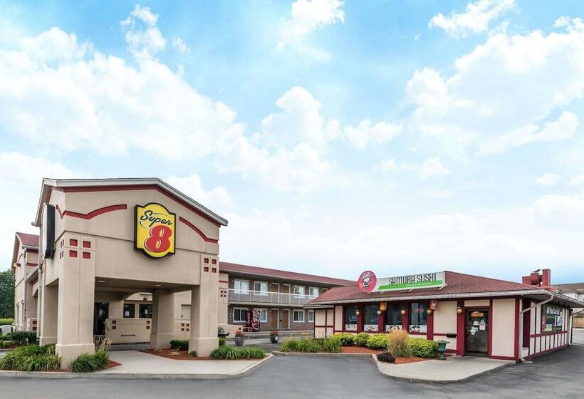 汽车旅馆  Super 8 By Wyndham Guelph