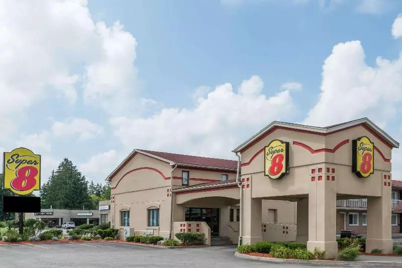 モーテル Super 8 By Wyndham Guelph
