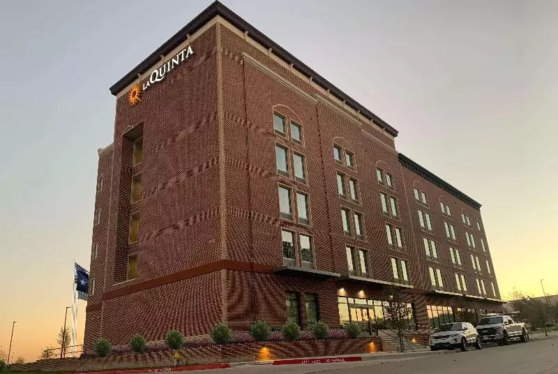 Hotelli La Quinta Inn & Suites By Wyndham Dallas   Frisco Stadium