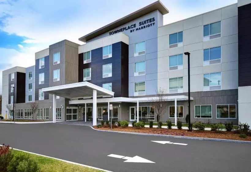 Hotelli Towneplace Suites By Marriott Fall River Westport