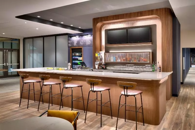 ホテル Courtyard Ames