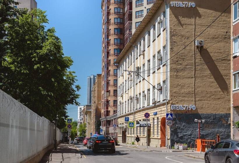 Hotel Dynasty On Belorusskaya