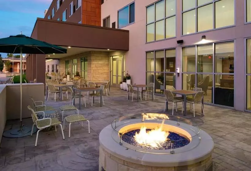 ホテル Element Kansas City Overland Park