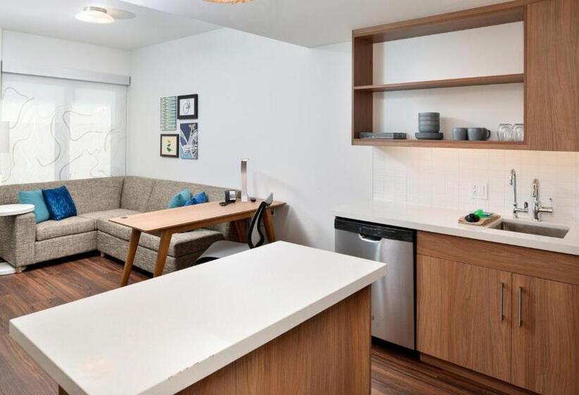 בית מלון כפרי Element Kansas City Overland Park