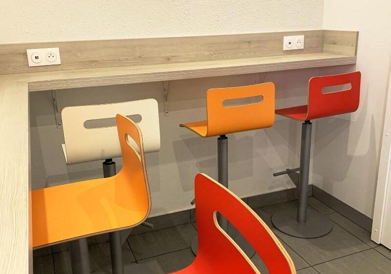 فندق Premiere Classe Paris Nord  Sarcelles